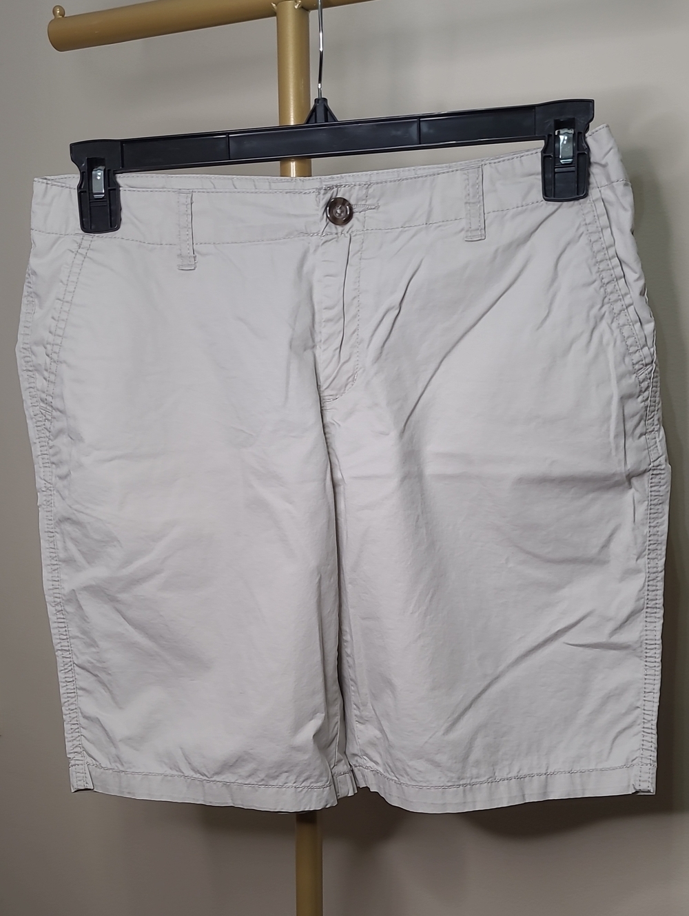 Merona Khaki Casual Bermuda Shorts size 6